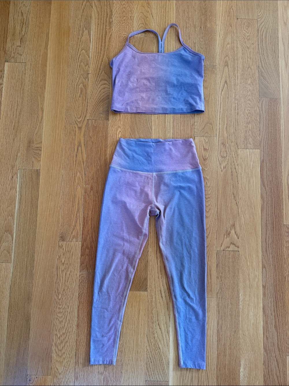Beyond Yoga Pink to Purple Ombre Cami Crop Top Pants Set MEDIUM - Picture 3 of 5
